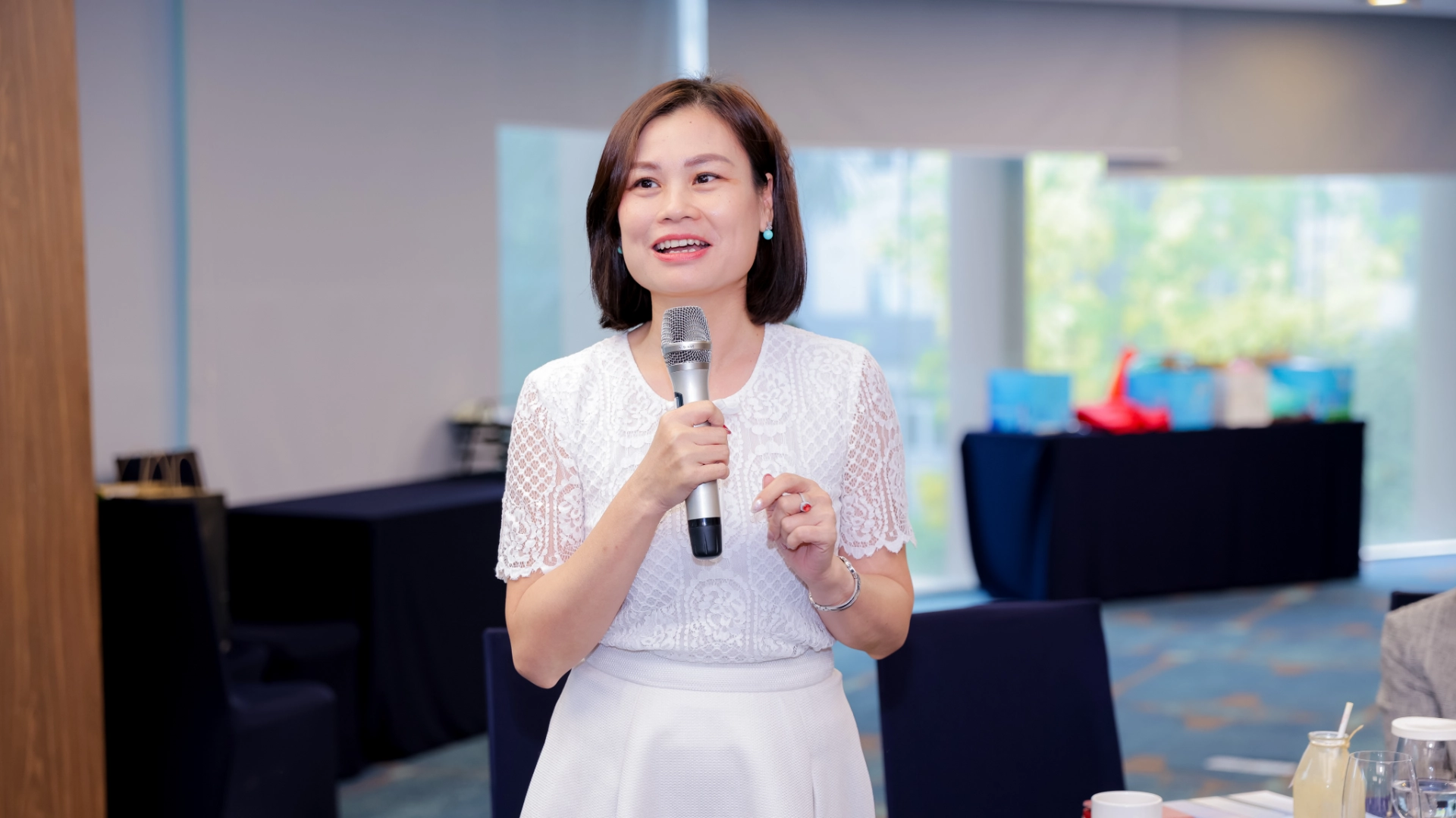 Huấn luyện viên Thanh Hằng